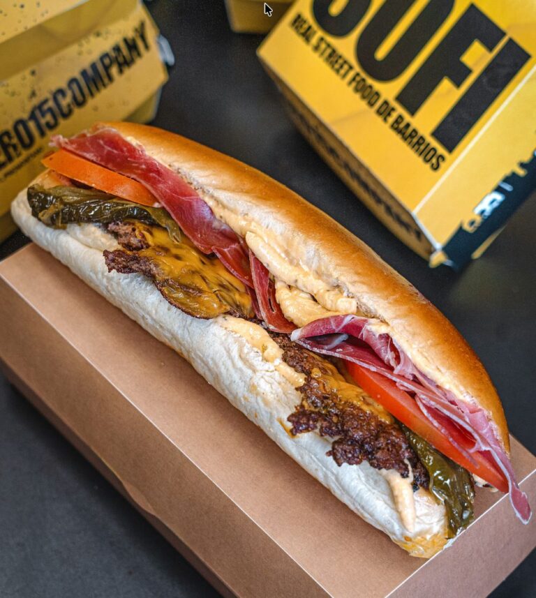 Sub Smash Serrano de SOFI Street en Sevilla